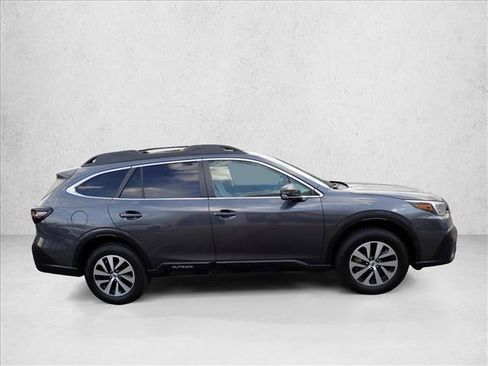 Certified 2022 Subaru Outback Premium AWD/4WD image 5