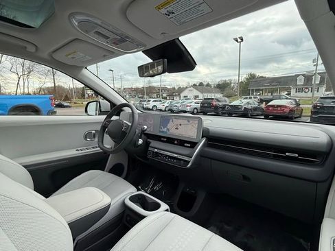 Used 2024 Hyundai Ioniq 5 Limited image 26