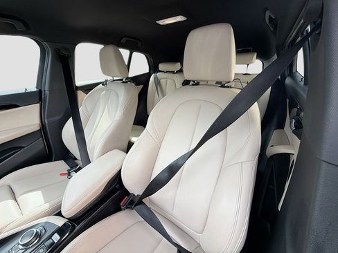 Used 2018 BMW X2 sDrive28i w/ Convenience Package FWD image 19