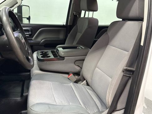 Used 2019 GMC Sierra 3500 4x4 Diesel Dually 3200lb AutoC w/ Sierra Convenience Package image 33