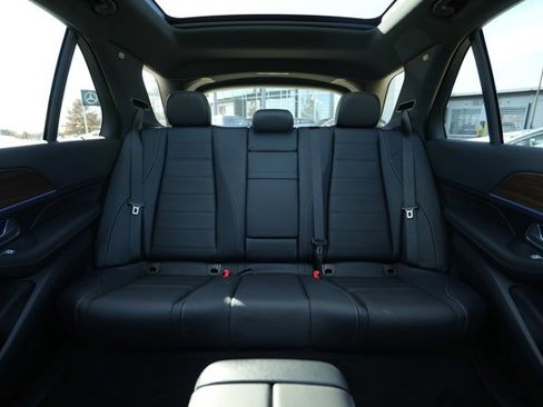 Certified 2025 Mercedes-Benz GLE 580 4MATIC image 36