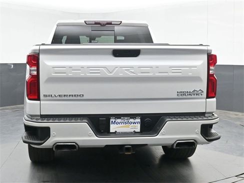 Used 2021 Chevrolet Silverado 1500 High Country w/ Technology Package image 19