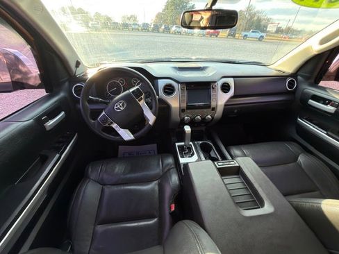 Used 2014 Toyota Tundra SR5 w/ SR5 Upgrade Package image 8