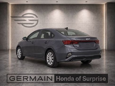 Used 2022 Kia Forte Sedan FWD image 4
