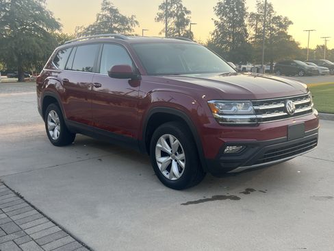 Used 2018 Volkswagen Atlas SE AWD/4WD image 2
