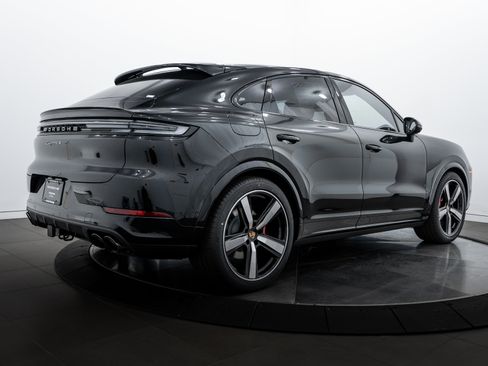 New 2026 Porsche Cayenne S image 7