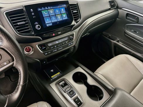 Used 2024 Honda Passport EX-L image 25