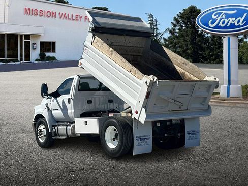 Used 2023 Ford F650 2WD Regular Cab Super Duty image 6