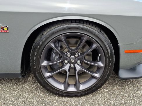 Certified 2023 Dodge Challenger R/T Scat Pack w/ Plus Package RWD image 8