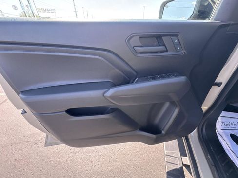 Used 2023 Chevrolet Colorado Trail Boss w/ Technology Package AWD/4WD image 10