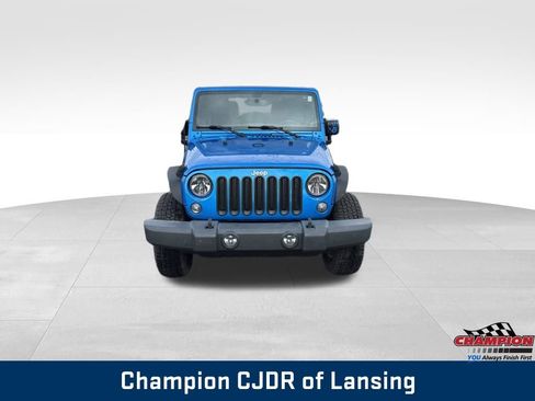 Used 2016 Jeep Wrangler Unlimited Sport w/ Quick Order Package 24S AWD/4WD image 9