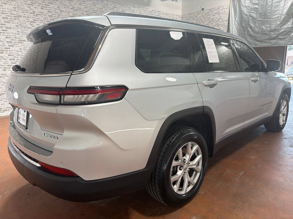 Used 2021 Jeep Grand Cherokee L Limited AWD/4WD image 7