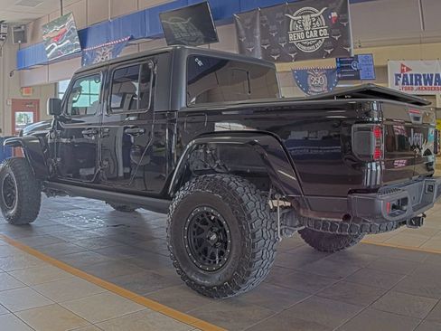 Used 2021 Jeep Gladiator Sport AWD/4WD image 3