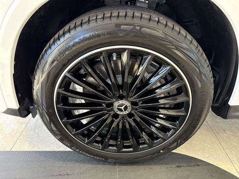 New 2026 Mercedes-Benz GLC 300 image 8