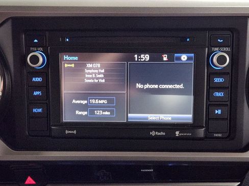 Used 2017 Toyota Tacoma SR5 image 35