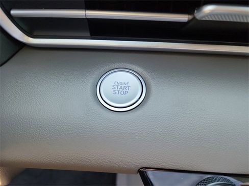 New 2025 Hyundai Elantra Sport image 26