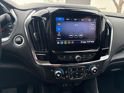 Used 2020 Chevrolet Traverse Premier image 15