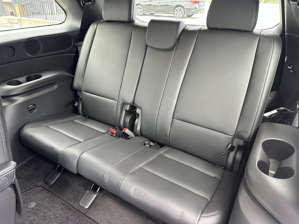 Certified 2026 Hyundai Palisade SEL AWD/4WD image 12
