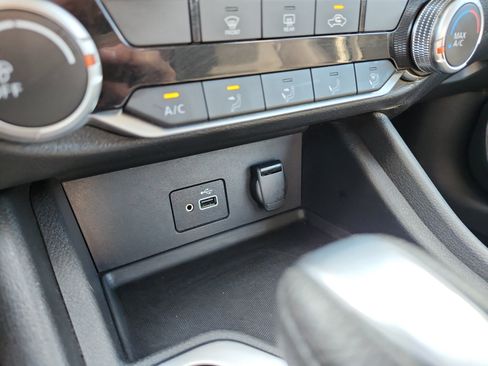 Used 2020 Nissan Sentra S w/ Trunk Package FWD image 18