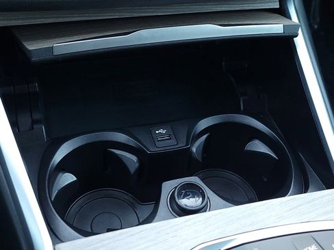 Used 2025 BMW 330i xDrive Sedan image 18