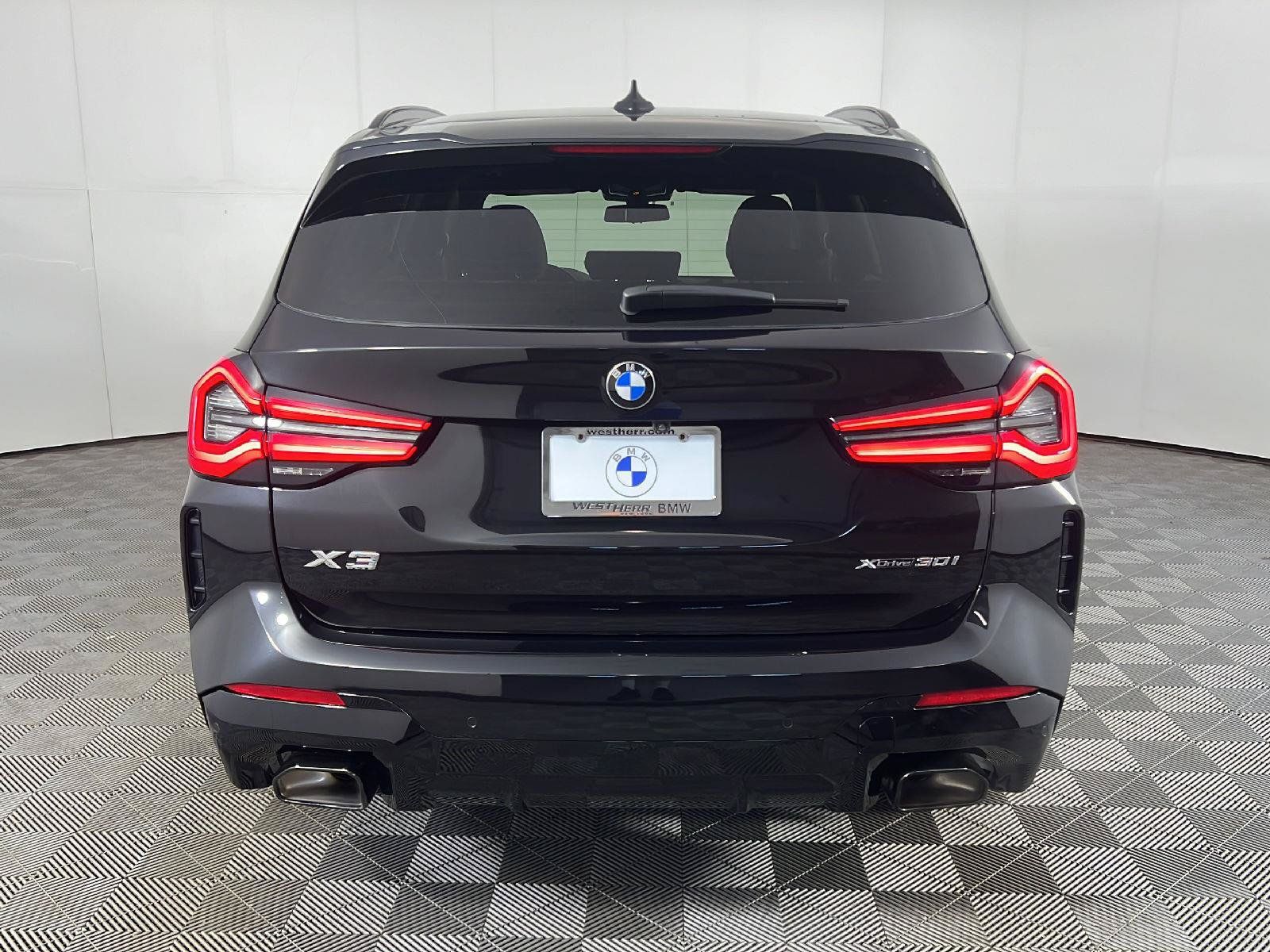 Used 2023 BMW X3 xDrive30i w/ M Sport Package AWD/4WD image 6