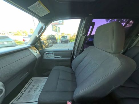Used 2017 Ford Expedition EL XLT image 26