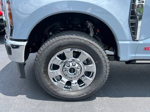 New 2026 Ford F250 King Ranch w/ Chrome Package AWD/4WD image 10