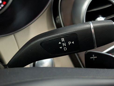 Used 2019 Mercedes-Benz GLC 300 GLC 300 image 25