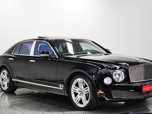 Used 2013 Bentley Mulsanne RWD image 3