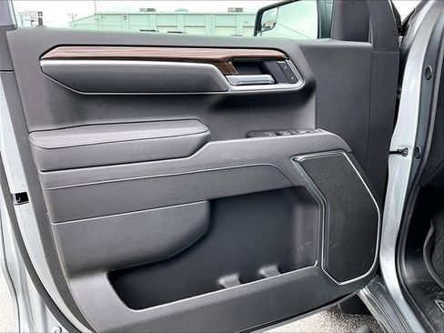 New 2026 Chevrolet Silverado 1500 RST w/ Redline Edition AWD/4WD image 24