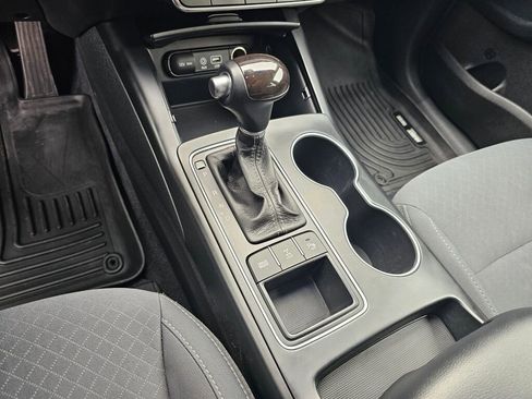 Used 2017 Kia Sorento LX w/ LX Convenience Package image 22