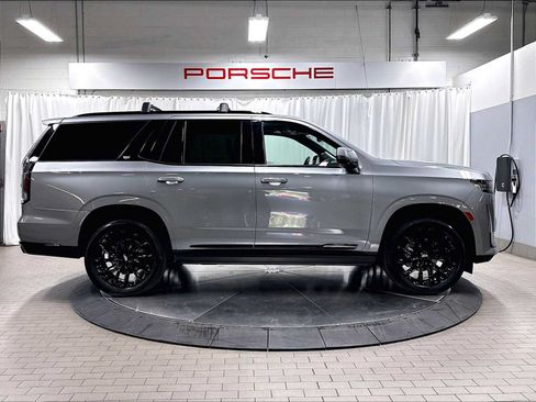 Used 2023 Cadillac Escalade Sport Platinum w/ LPO, ONYX Package AWD/4WD image 10