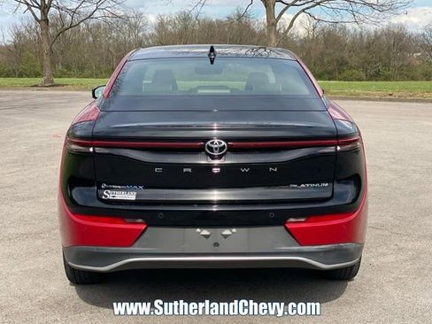 Used 2025 Toyota Crown Platinum image 6