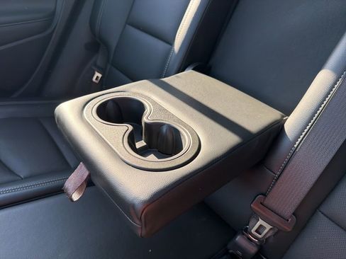 Used 2023 GMC Terrain SLT w/ Tech Package image 37