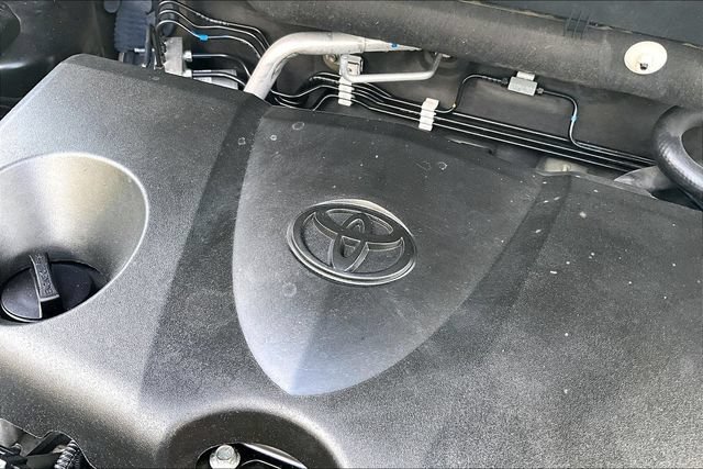 Used 2020 Toyota RAV4 XLE w/ All Weather Liner Package AWD/4WD image 34