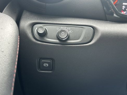 Used 2019 Chevrolet Blazer RS image 27