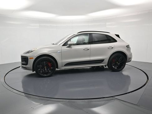 Used 2023 Porsche Macan GTS AWD/4WD image 2