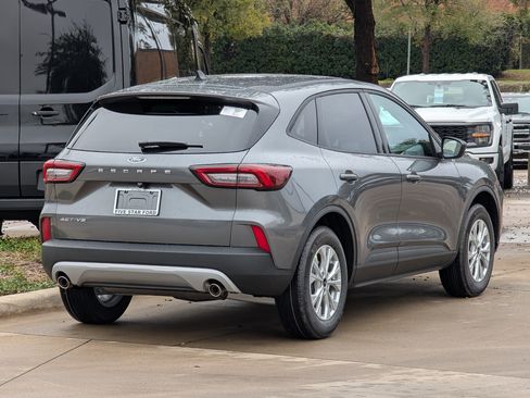 New 2026 Ford Escape Active image 4