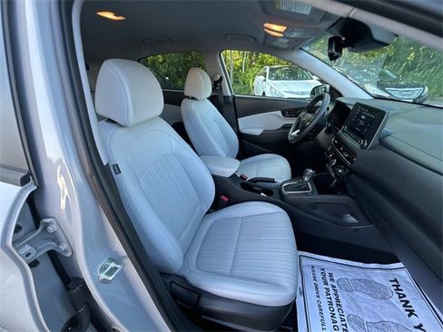 Used 2022 Hyundai Kona SEL w/ Cargo Package image 16