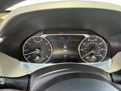 Used 2025 Nissan Altima 2.5 SV FWD image 40