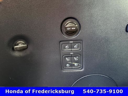 Used 2022 Hyundai Palisade Limited w/ Winter Package image 25