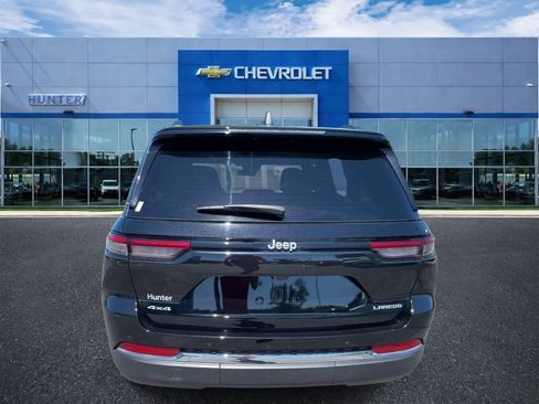 Used 2025 Jeep Grand Cherokee Laredo X w/ Luxury Tech Group I AWD/4WD image 5