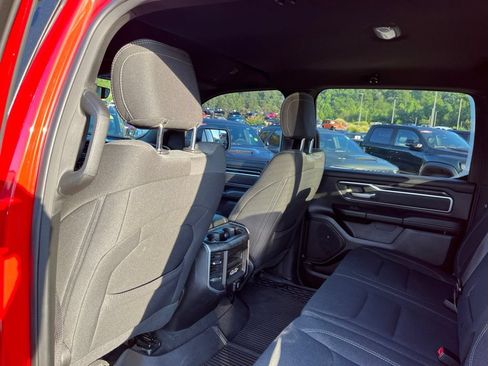 Used 2020 RAM 1500 Big Horn AWD/4WD image 9