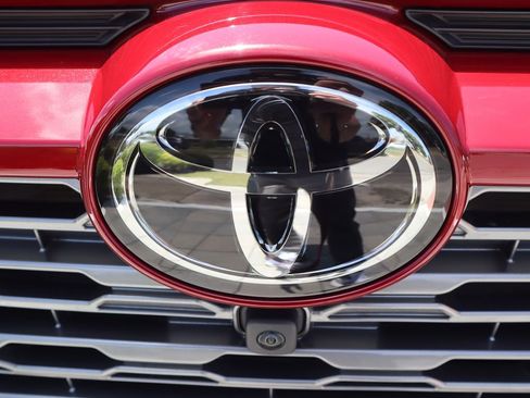 Used 2024 Toyota RAV4 Limited FWD image 12