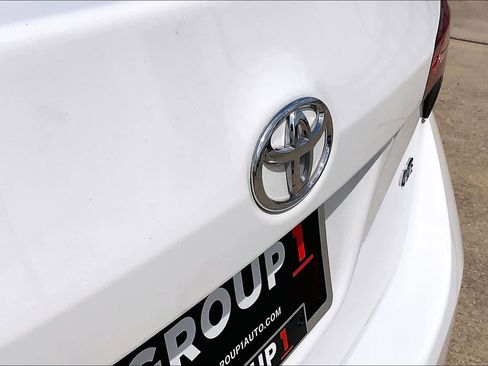 Used 2018 Toyota Corolla LE FWD image 52