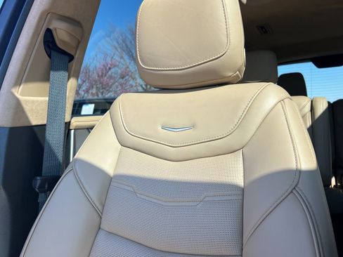 Used 2024 Cadillac XT6 Sport w/ Platinum Package image 21