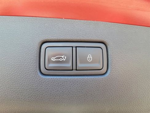 Used 2022 Genesis GV70 3.5T Sport w/ Sport Prestige Package image 12