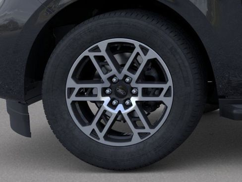 New 2025 Ford Expedition Active image 22