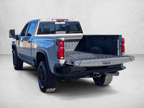 New 2026 Chevrolet Silverado 2500 ZR2 image 9