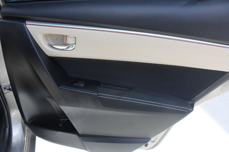 Used 2014 Toyota Corolla LE w/ Protection Package FWD image 15